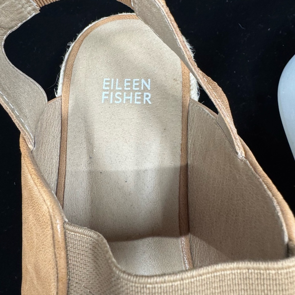 Eileen Fisher Camel Leather Sandals - Picture 3 of 6